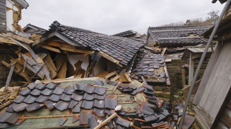 旧角海家住宅：主屋倒壊